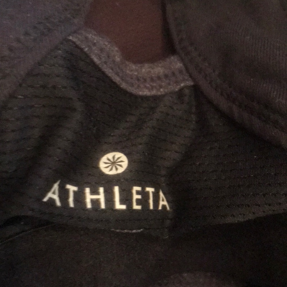Athleta Medium Ruched workout Top - Picture 4 of 4